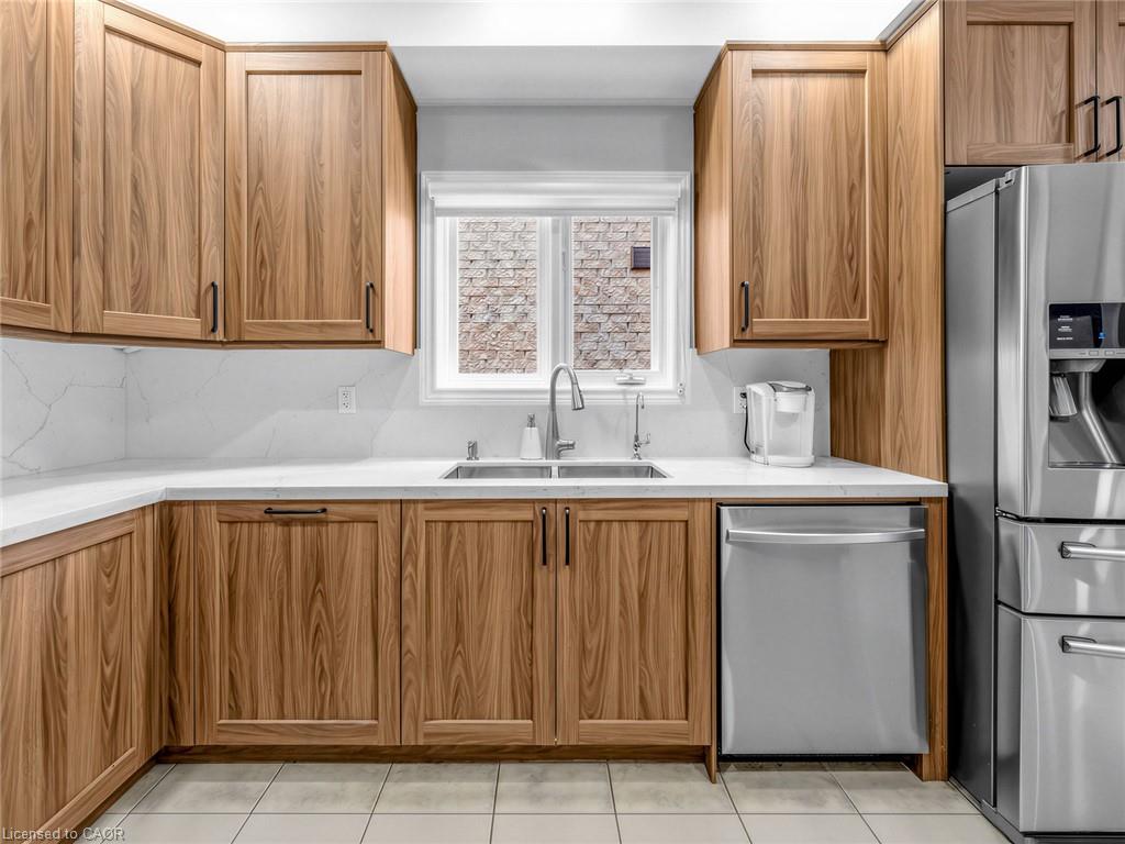 491 Willmott Crescent Property Photo 12