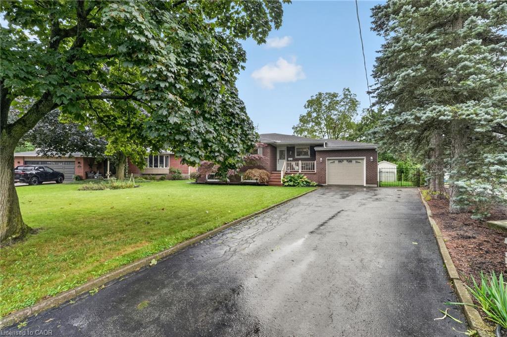 16 Elk Street Property Photo 2