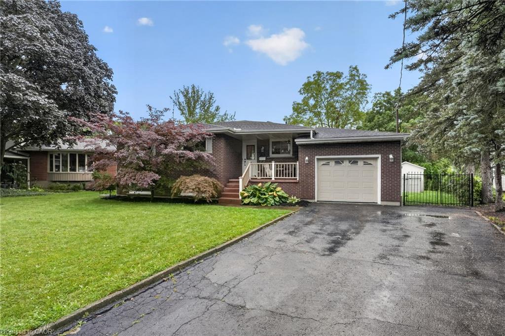 16 Elk Street Property Photo 6