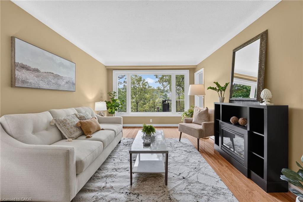 16 Elk Street Property Photo 9