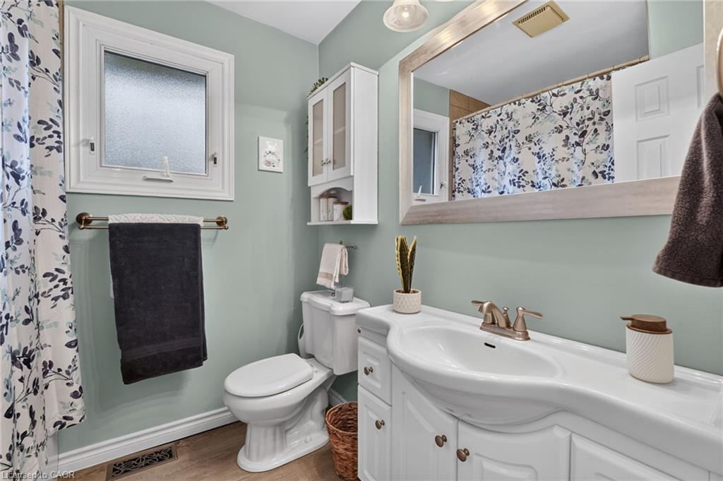 16 Elk Street Property Photo 24