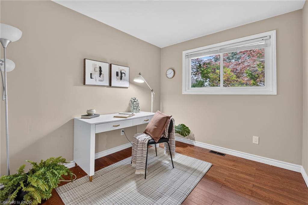 16 Elk Street Property Photo 25