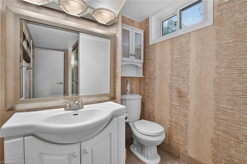 16 Elk Street Property Photo 35