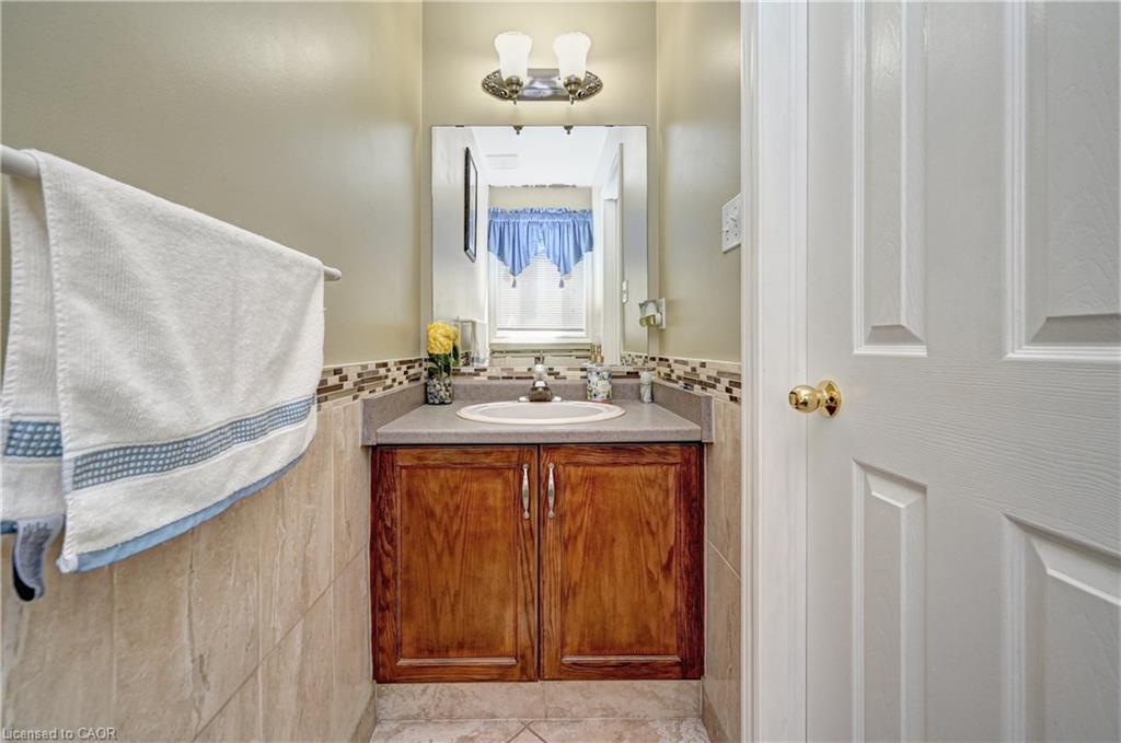 447 Hidden Creek Drive Property Photo 15