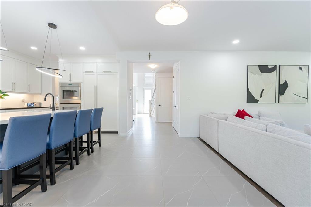 127 Court Drive Property Photo 14