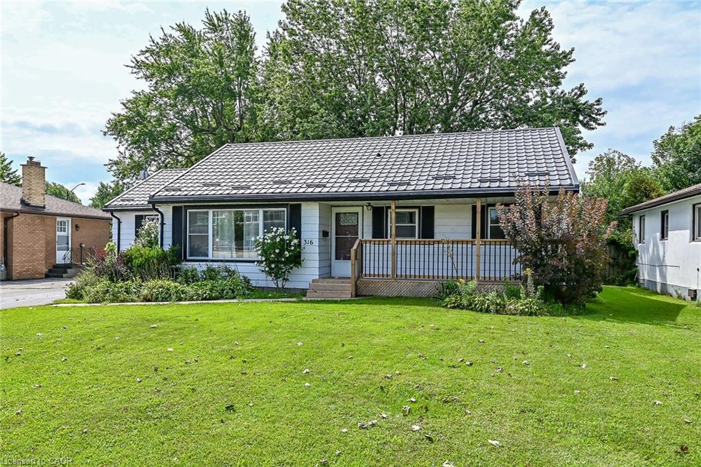 316 Fairview Avenue W Property Photo 2