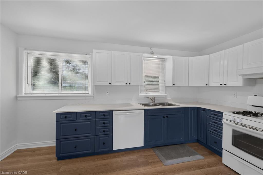 316 Fairview Avenue W Property Photo 15