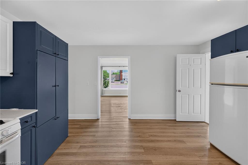 316 Fairview Avenue W Property Photo 17