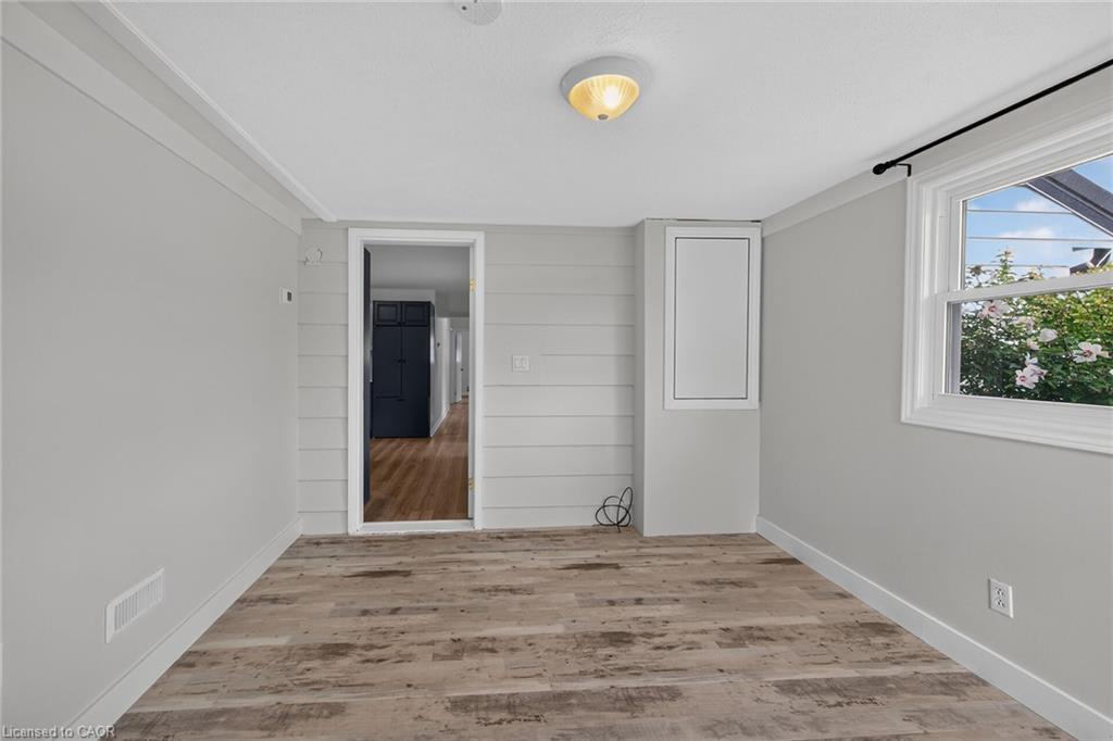 316 Fairview Avenue W Property Photo 19