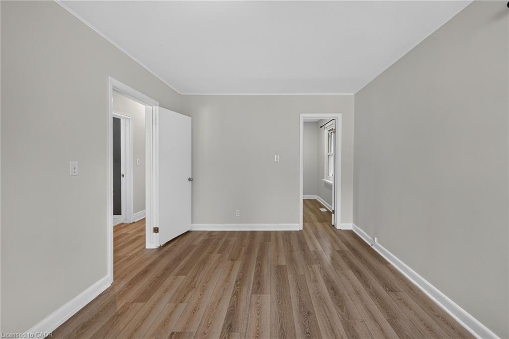 316 Fairview Avenue W Property Photo 22