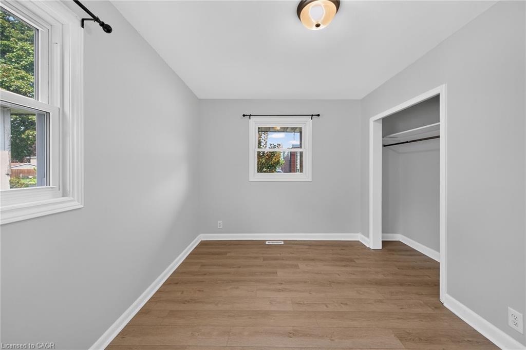 316 Fairview Avenue W Property Photo 26