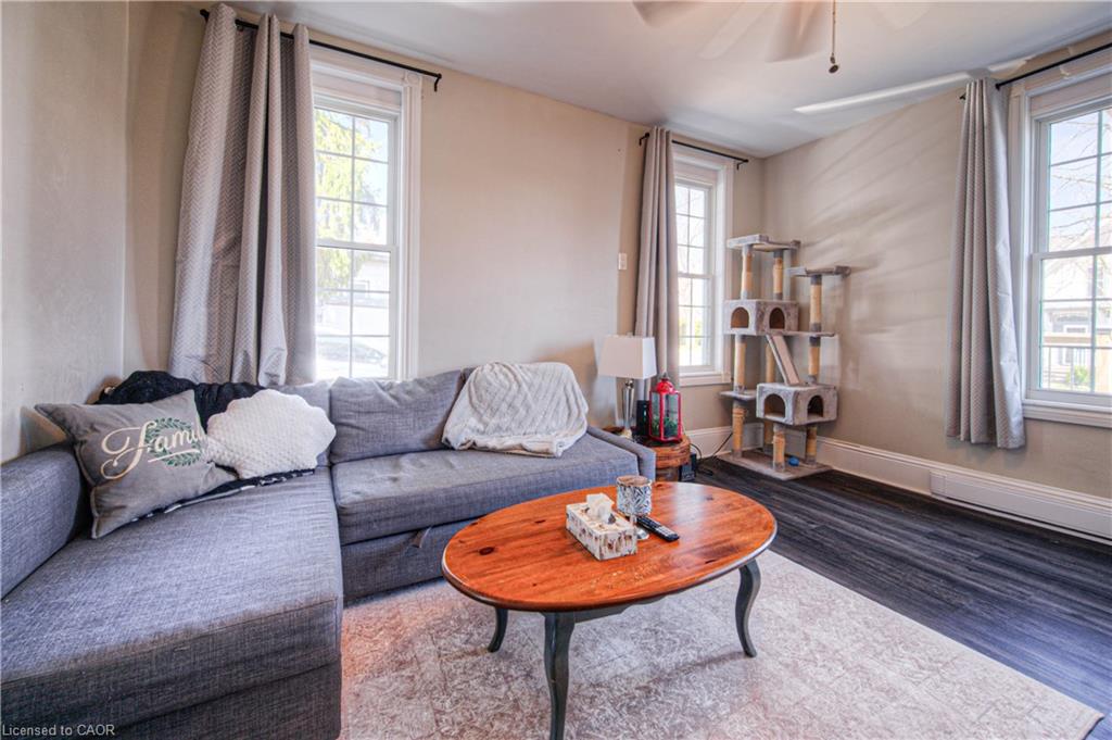 40 John Street Property Photo 8