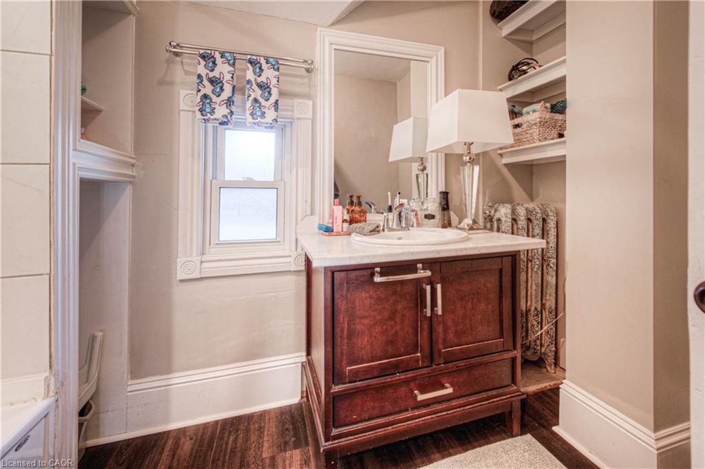 40 John Street Property Photo 14