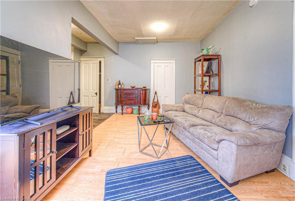 40 John Street Property Photo 16
