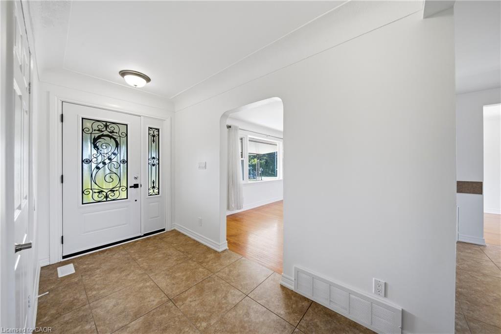 435 Parkside Drive Property Photo 7