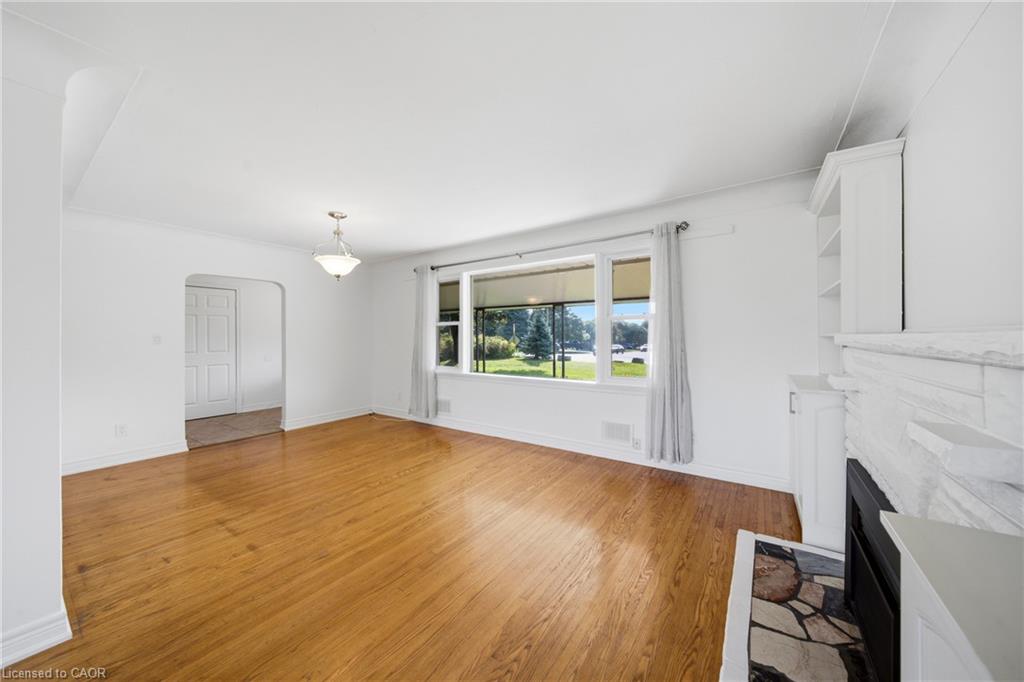 435 Parkside Drive Property Photo 13