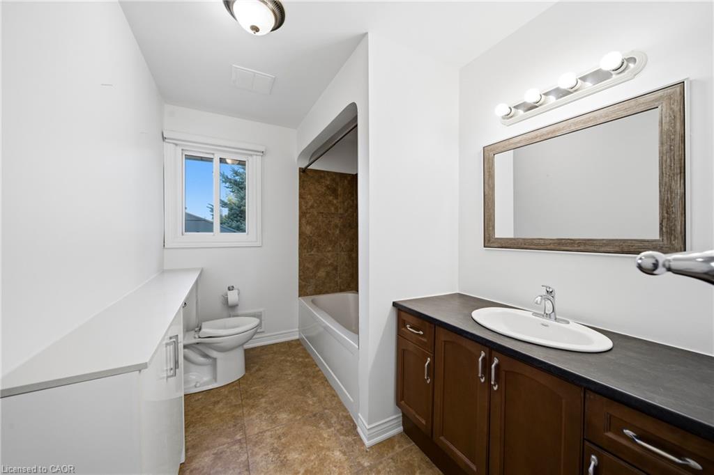 435 Parkside Drive Property Photo 20