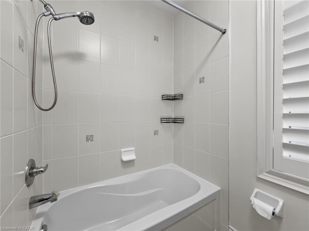 2121 Blackforest Crescent Property Photo 35
