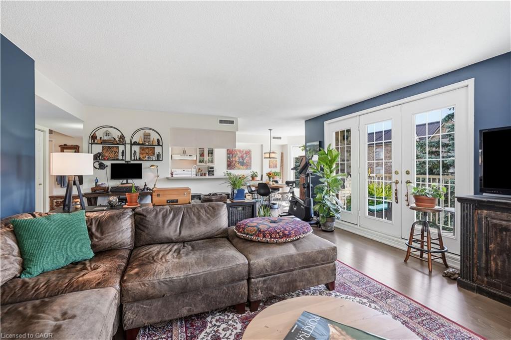 302-216a Plains Road W Property Photo 11