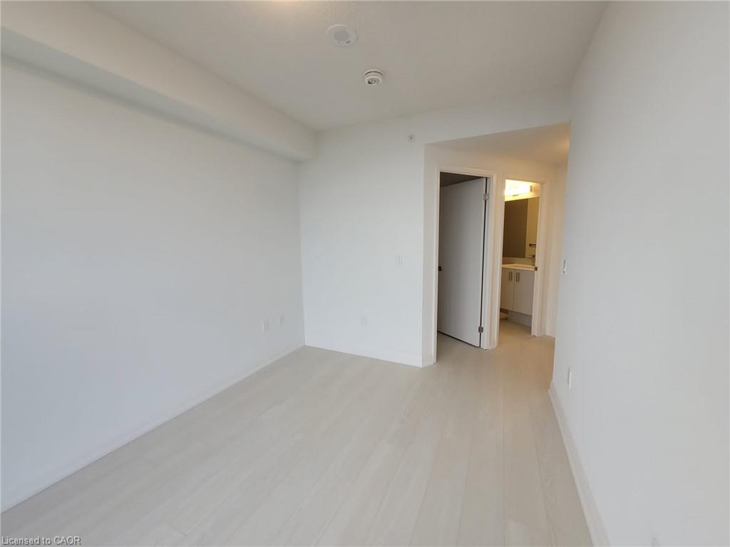 2807-30 Gibbs Road Property Photo 6