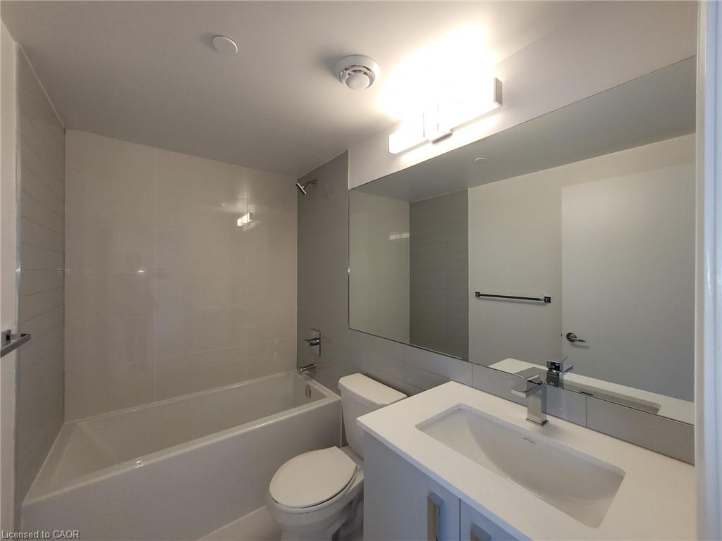 2807-30 Gibbs Road Property Photo 9