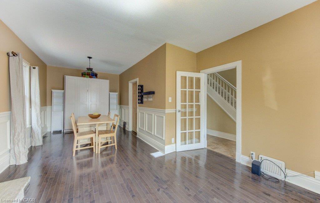 271 London Road W Property Photo 7