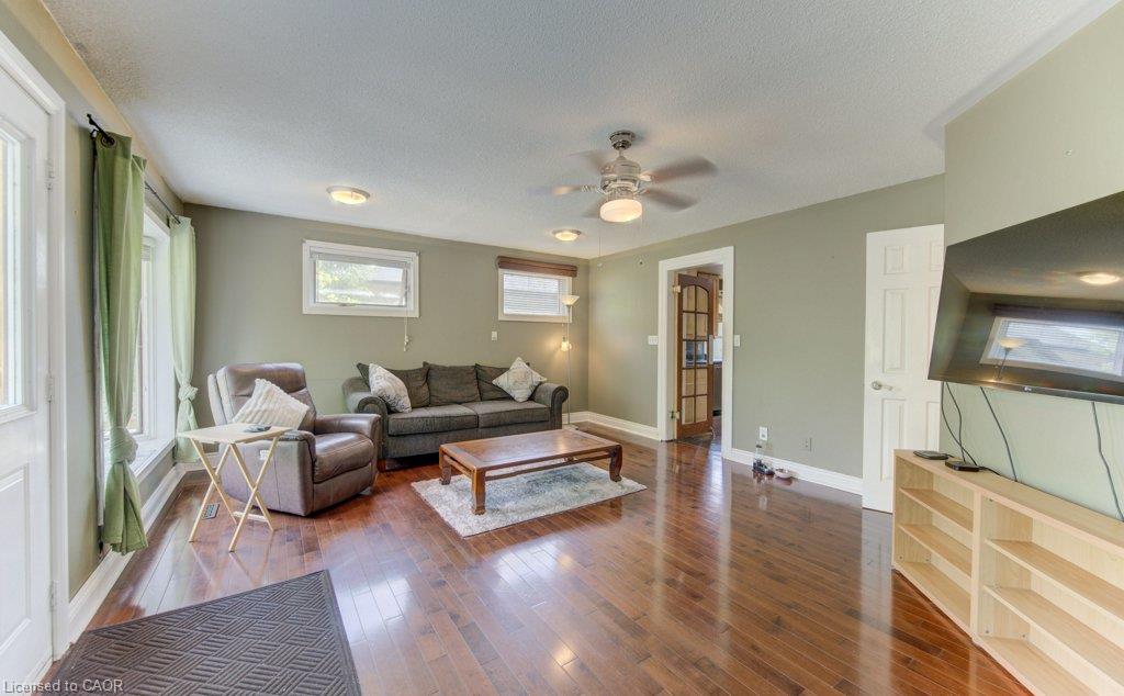 271 London Road W Property Photo 14