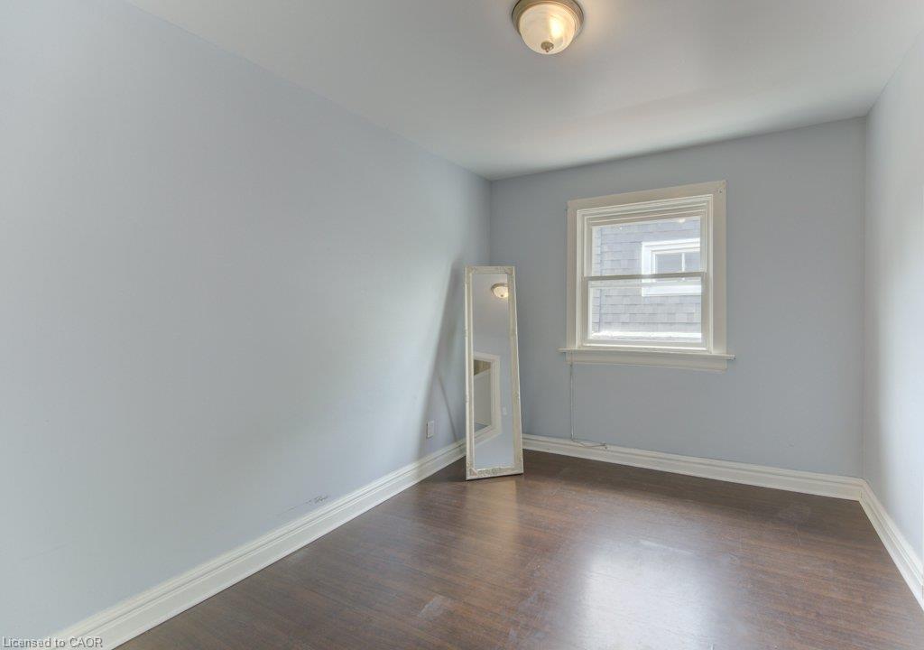 271 London Road W Property Photo 25
