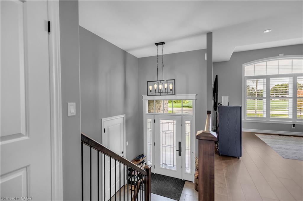 1410 Thompson Road E Property Photo 12