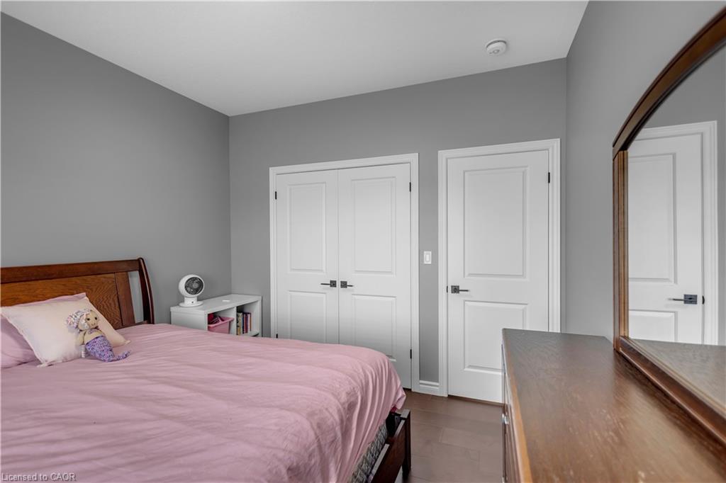 1410 Thompson Road E Property Photo 27