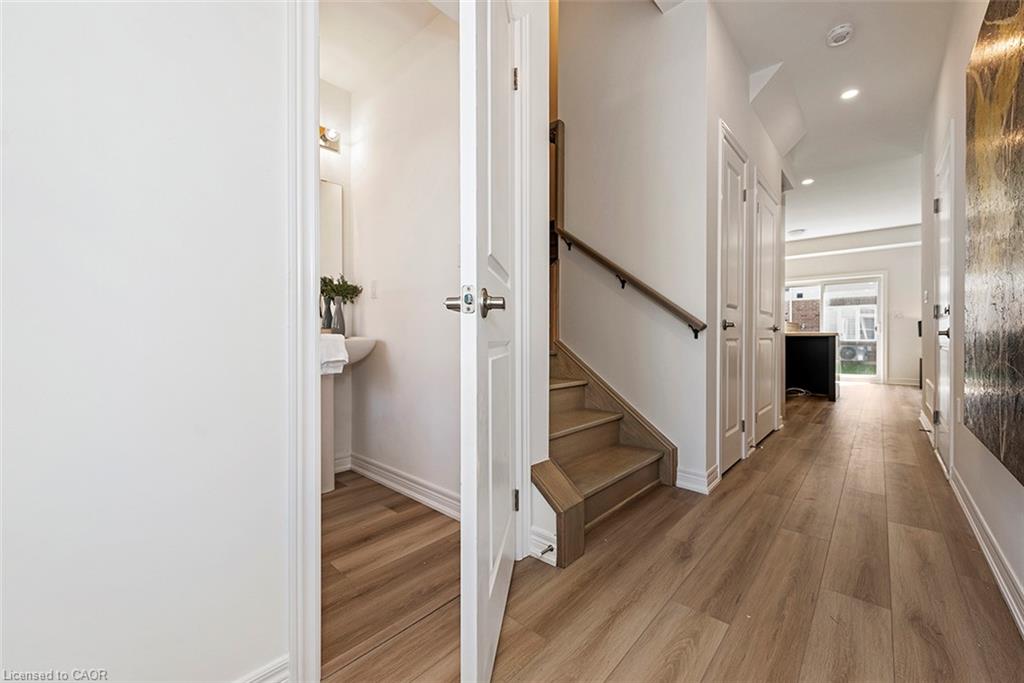 29-205 Thames Way Property Photo 3