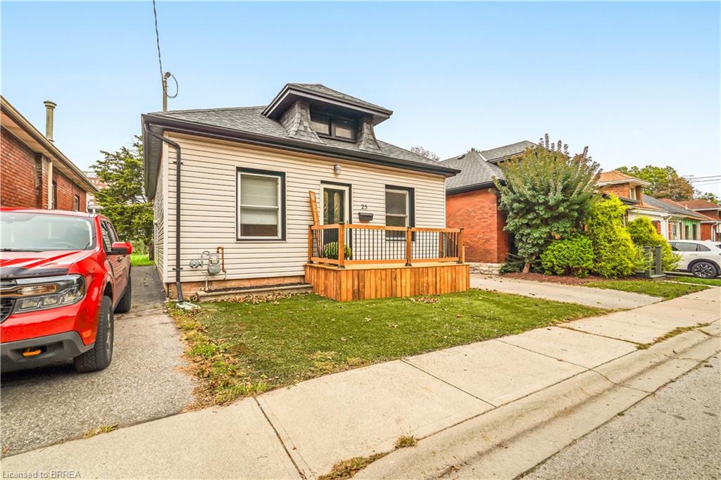 25 Alonzo Street Property Photo 2