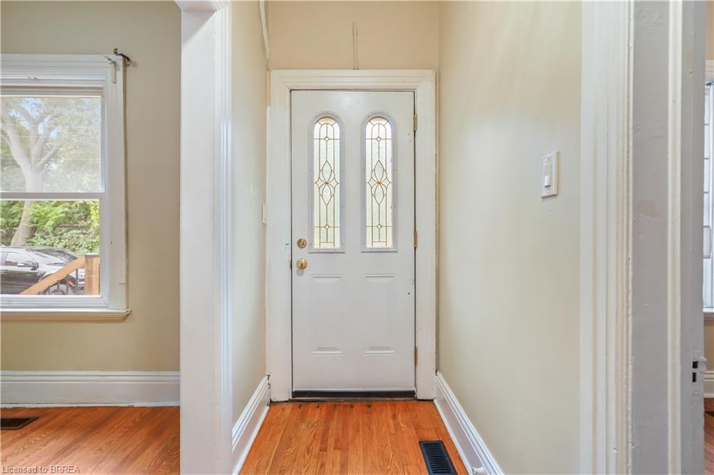 25 Alonzo Street Property Photo 6