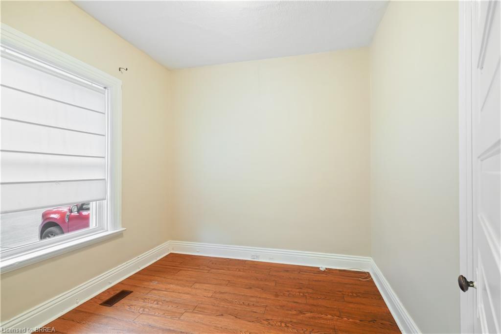 25 Alonzo Street Property Photo 8