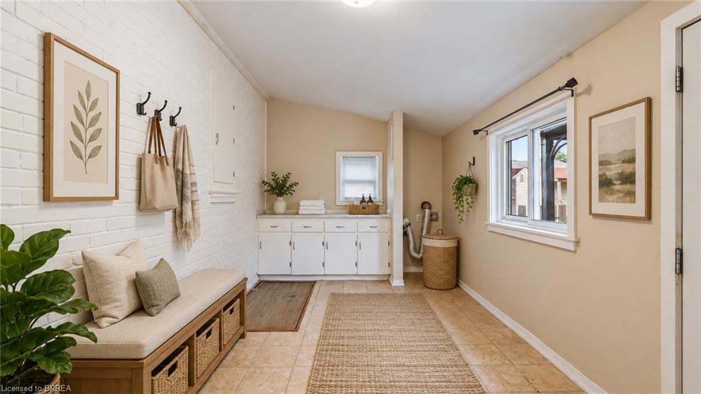 25 Alonzo Street Property Photo 31