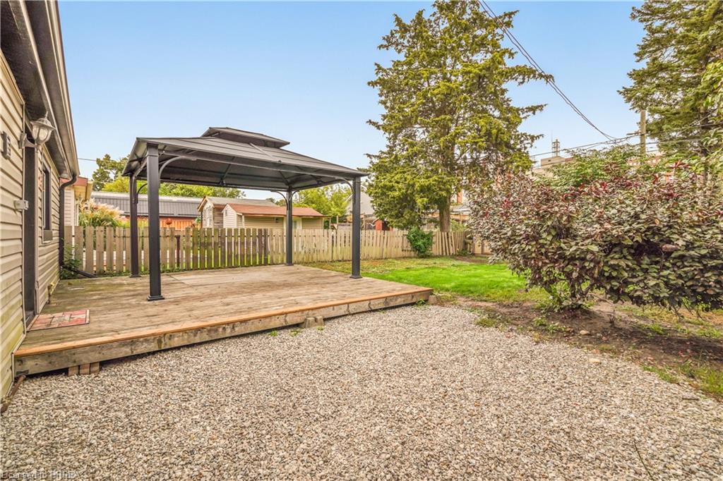 25 Alonzo Street Property Photo 33