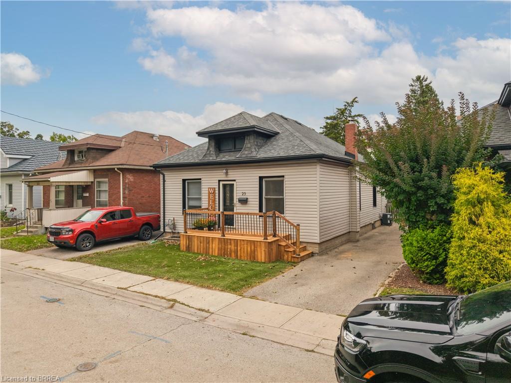25 Alonzo Street Property Photo 40