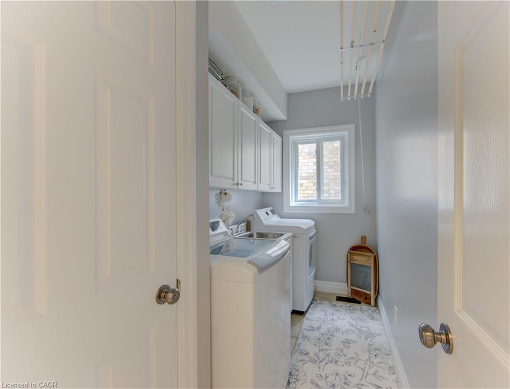 231 Steepleridge Street Property Photo 15