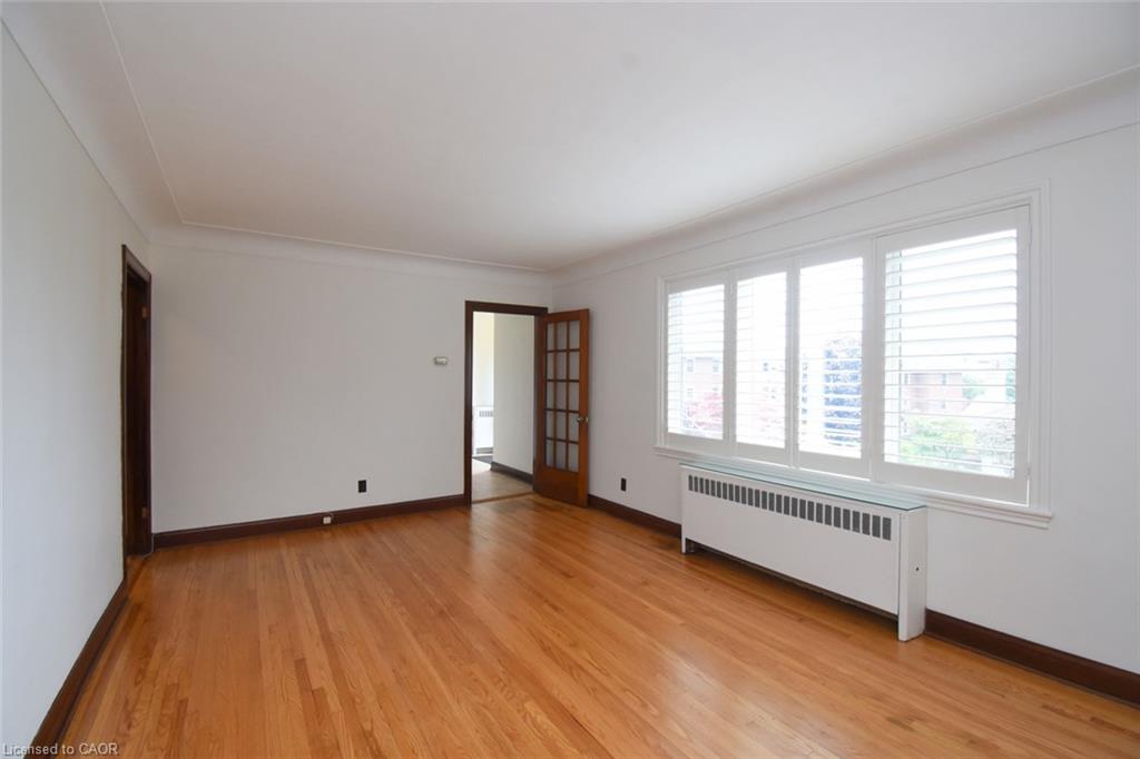 8 Kingsway Drive Property Photo 9