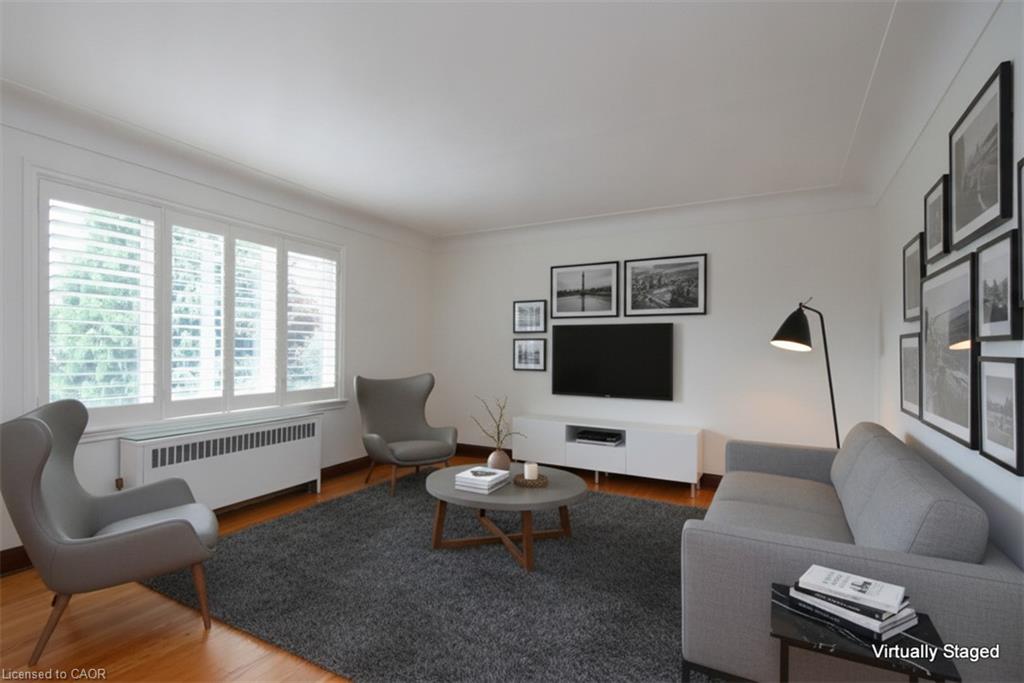 8 Kingsway Drive Property Photo 11