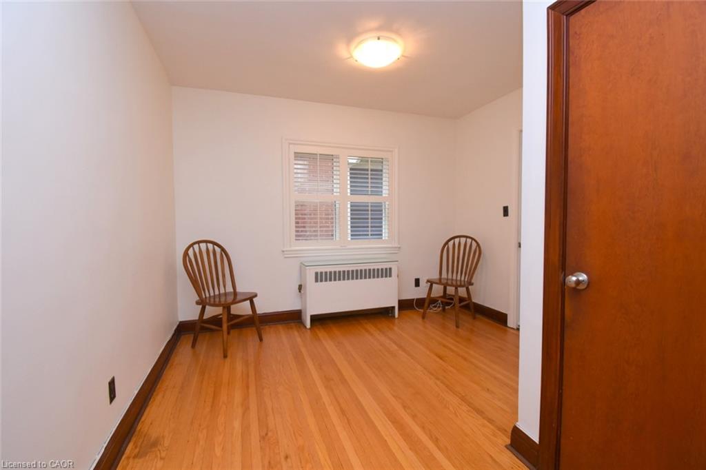 8 Kingsway Drive Property Photo 17