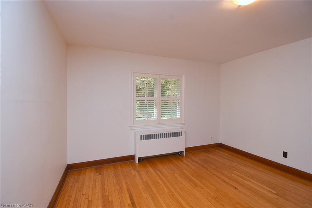 8 Kingsway Drive Property Photo 24
