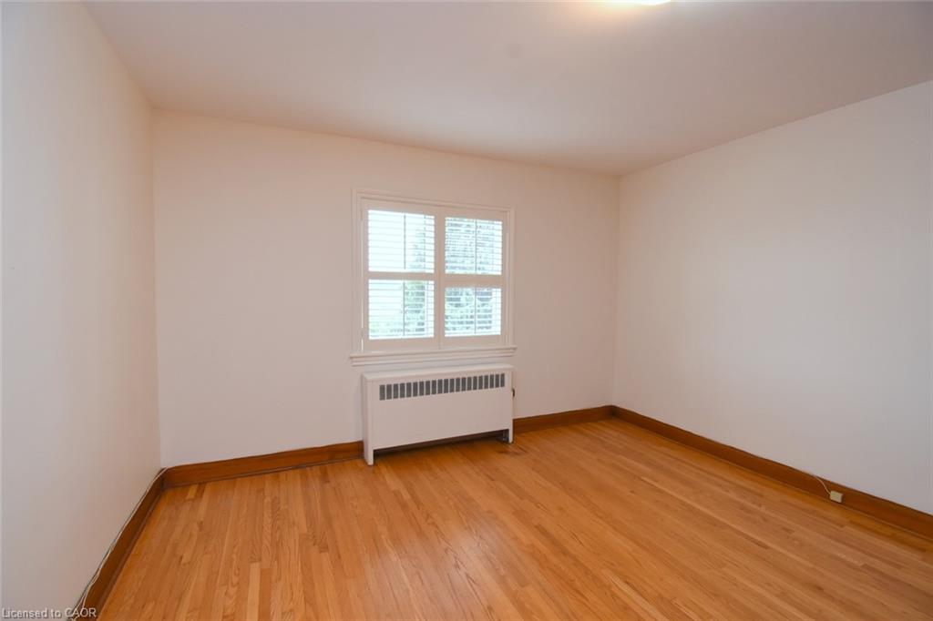 8 Kingsway Drive Property Photo 27