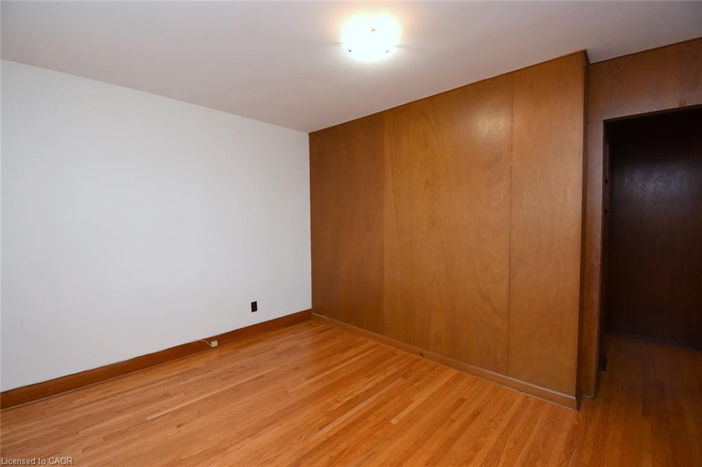 8 Kingsway Drive Property Photo 29