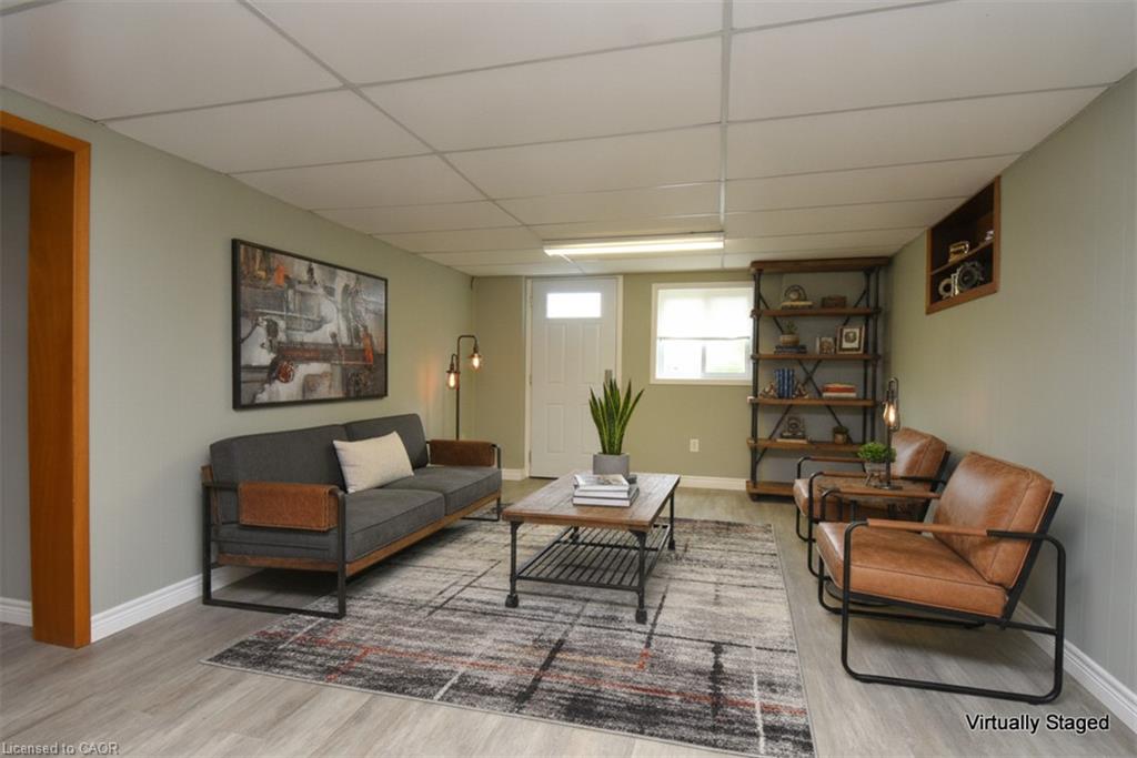 8 Kingsway Drive Property Photo 37