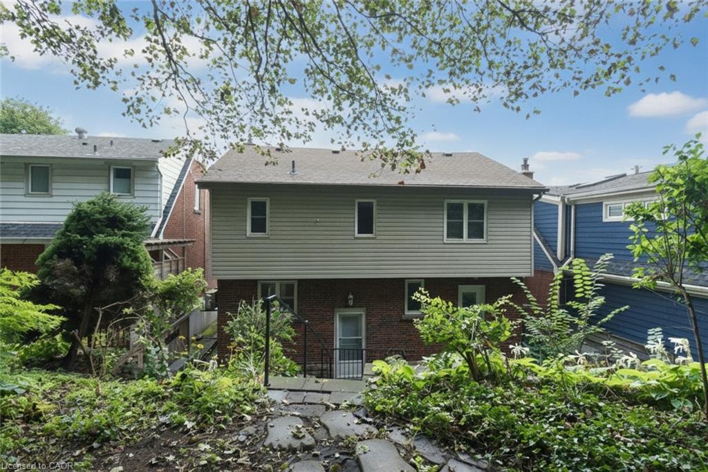 8 Kingsway Drive Property Photo 41