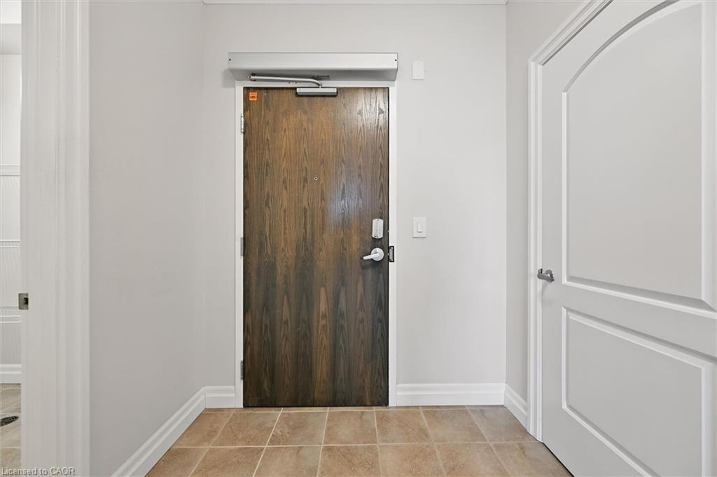 607-3290 New Street Property Photo 4