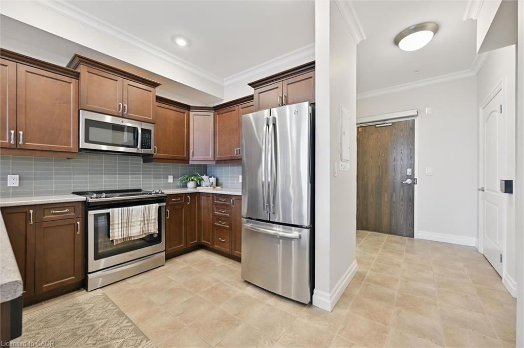 607-3290 New Street Property Photo 8