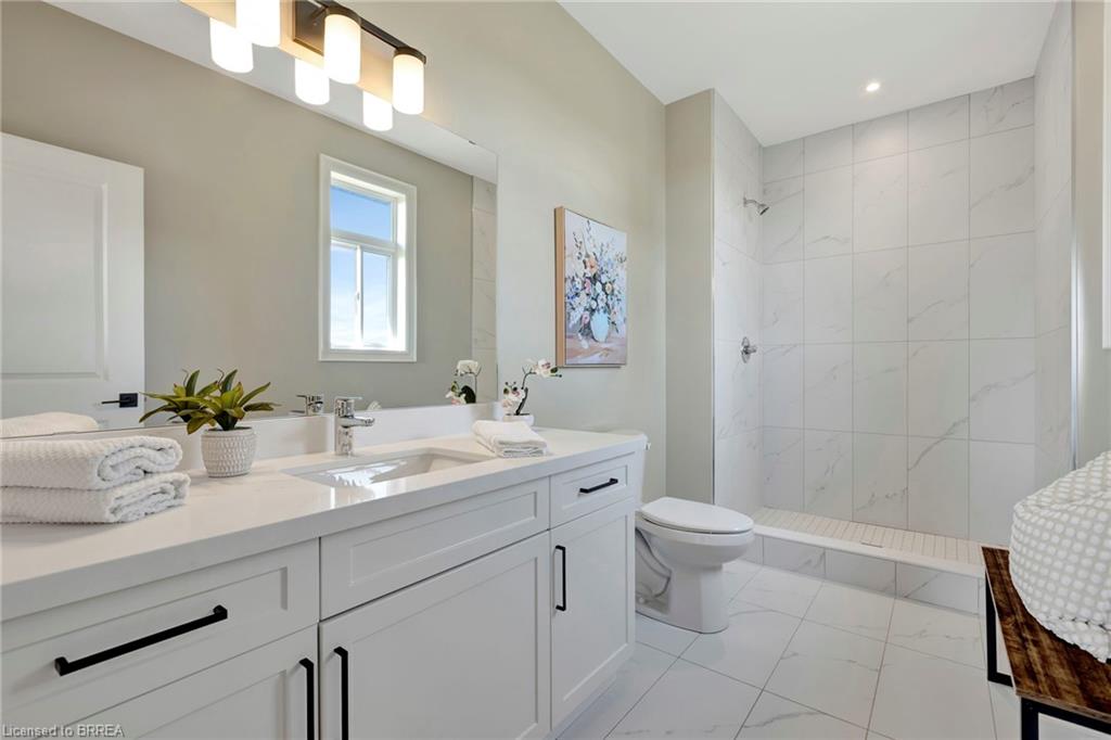 227 Lafayette Street E Property Photo 10