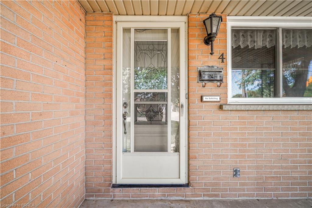 4 Waddington Street Property Photo 6